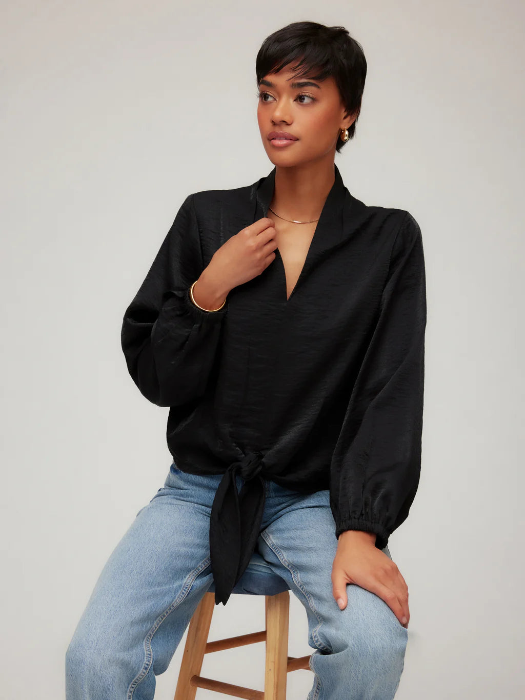 Scarlet Tie Front Top V neck