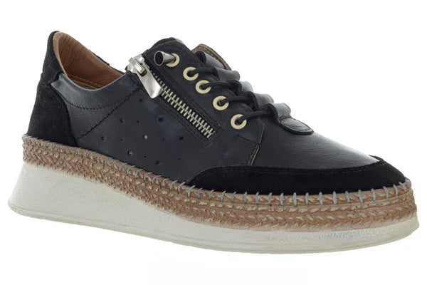 DS364 Sneaker