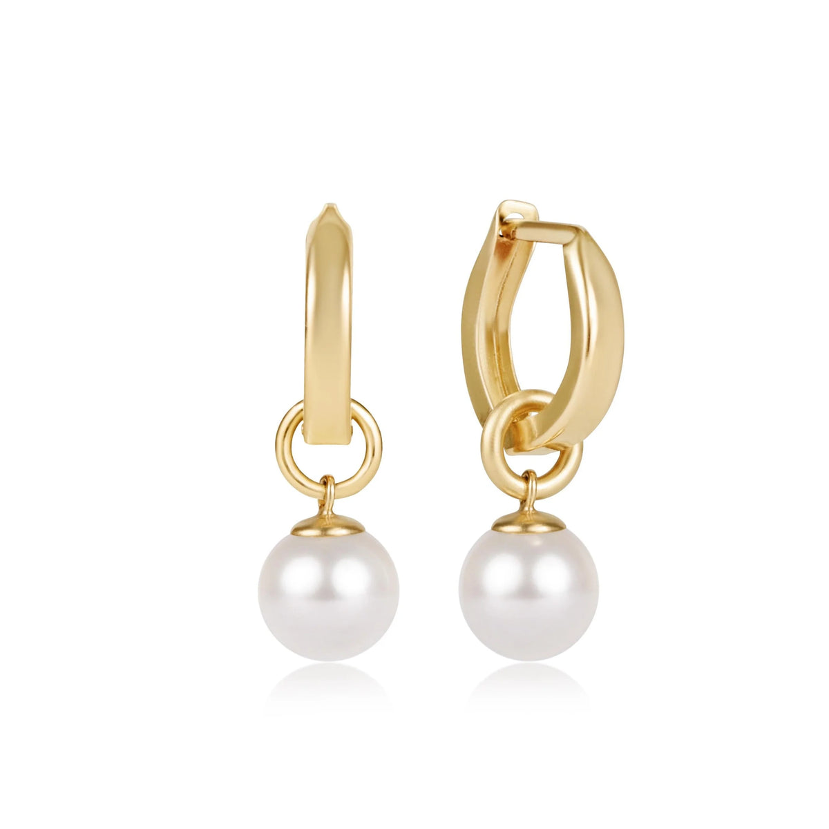 Huggie Gold 0.5 Hoop - Classic Pearl 8mm Charm