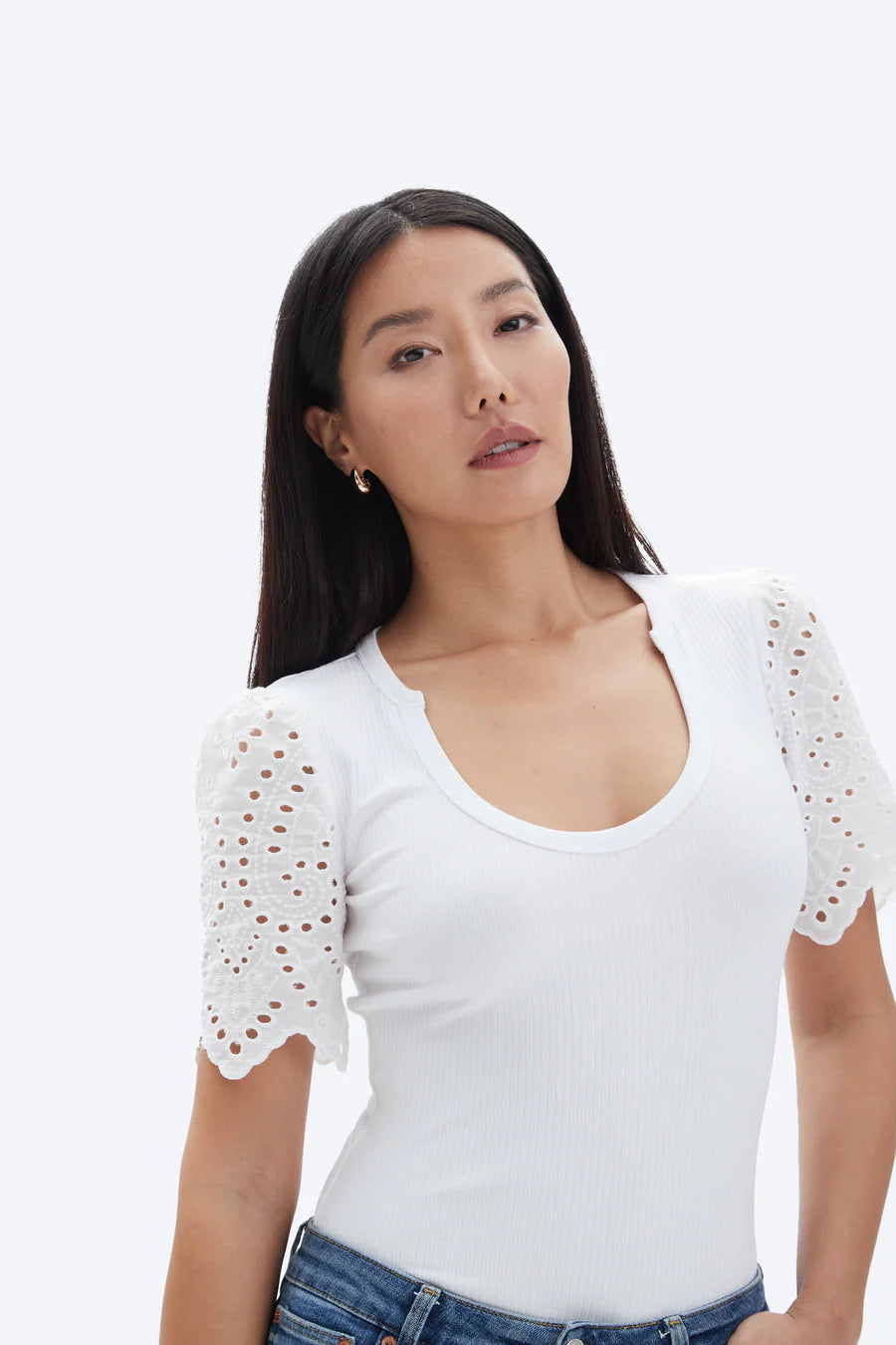 CHRLDR White Alfee Eyelet V-Neck T-Shirt