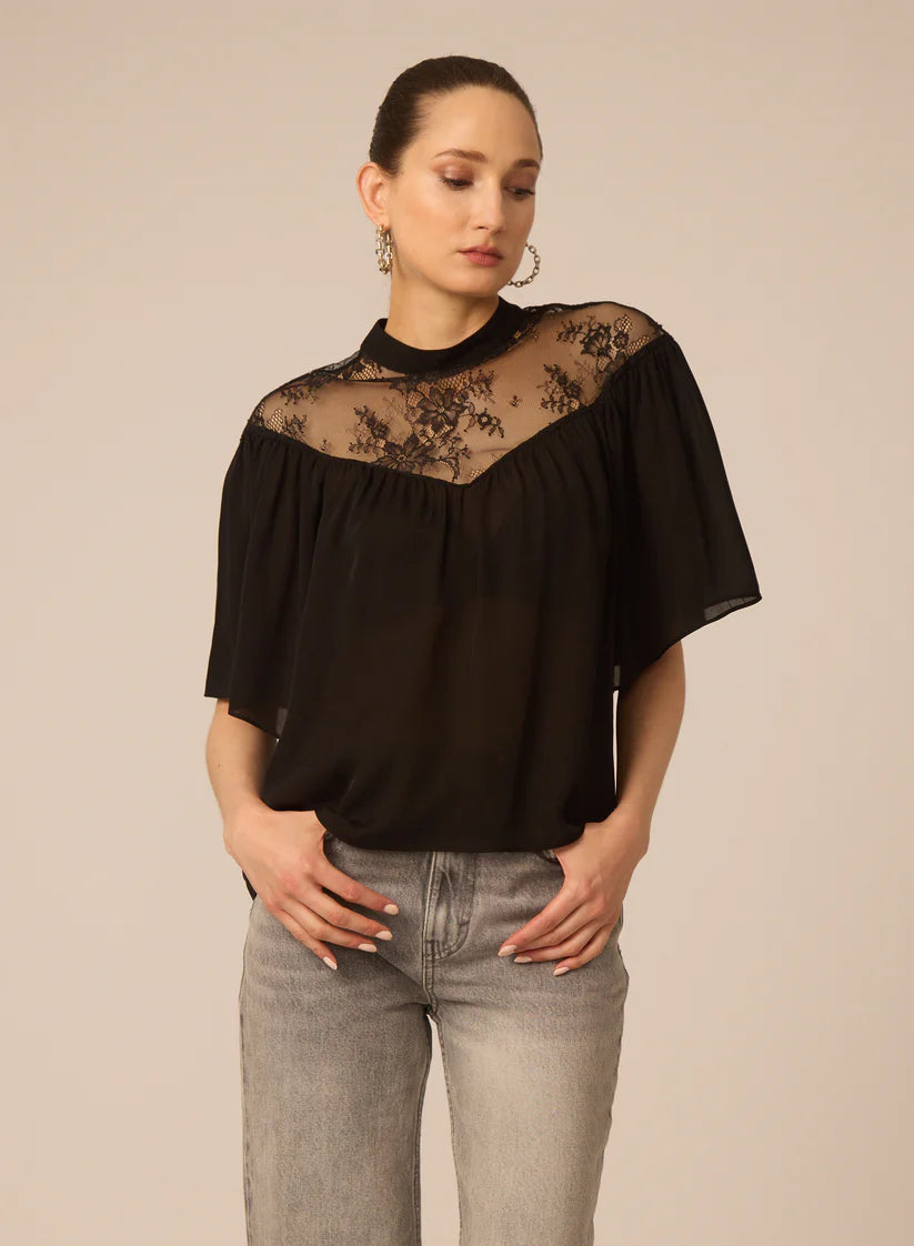 Fabie Blouse