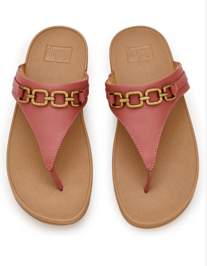 Lulu Square Chain Toe Post